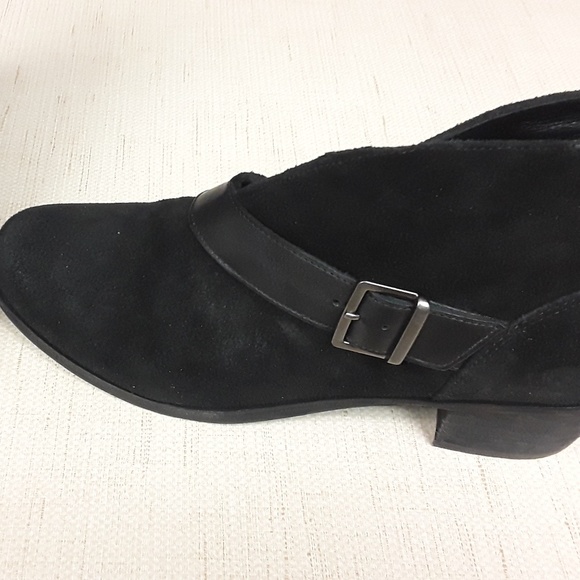 UGG Black Wright Belted Ankle Boots 9.5 Boho - Picture 2 of 8